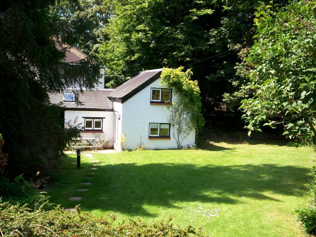Unique Cottage Retreat Hove Exterior foto